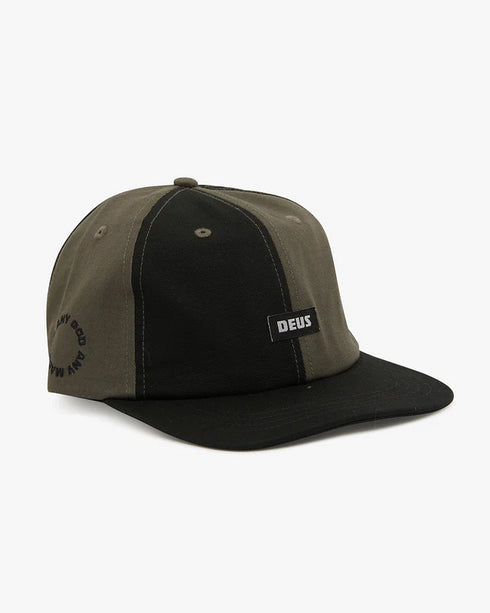 DEUS EX MACHINA RASKOL CAP